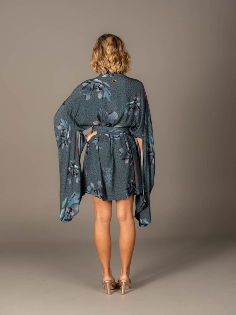 Kimono Miss Shibuya Curto - Imagem 4