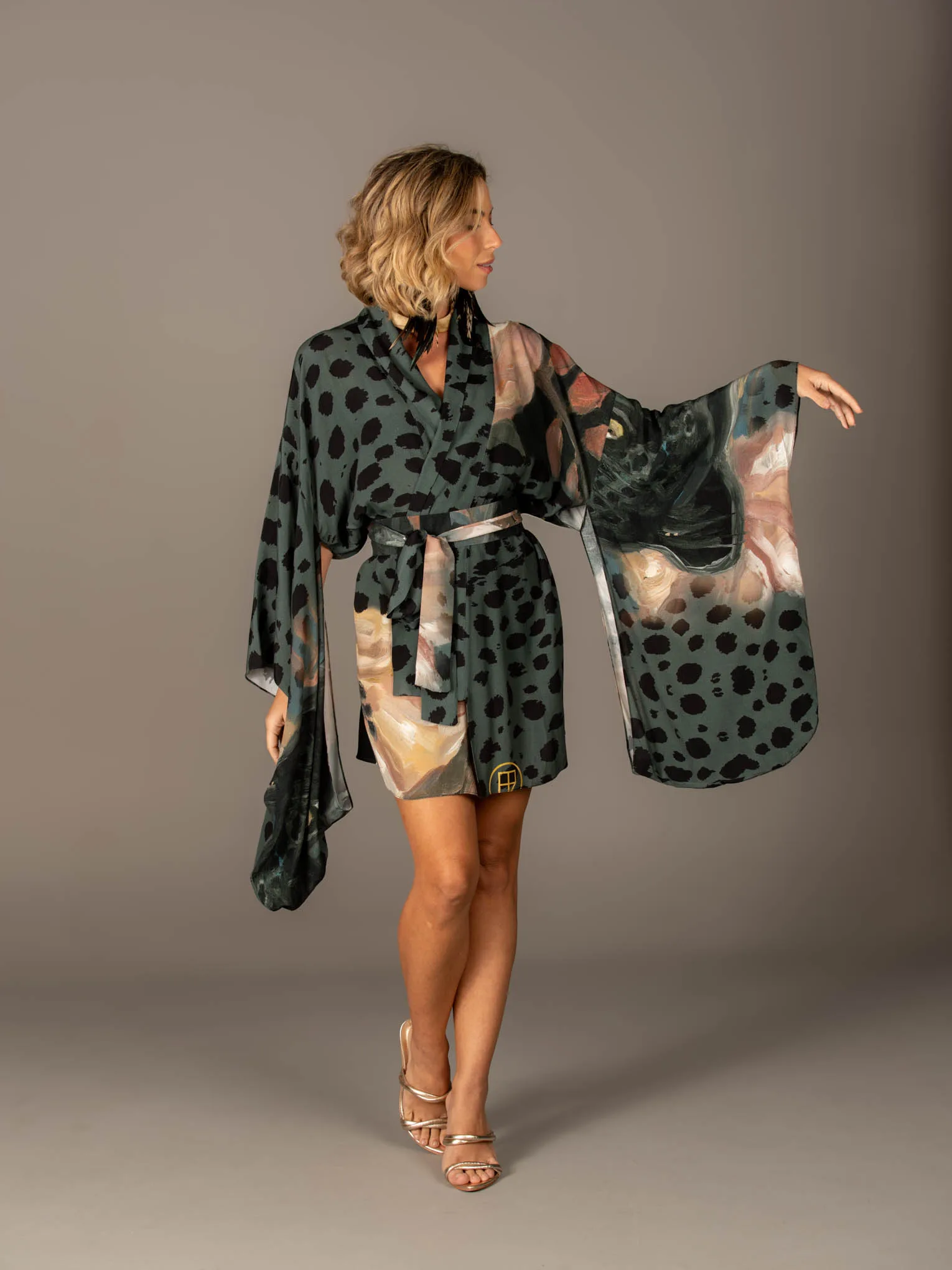 Kimono Miss Shibuya Curto