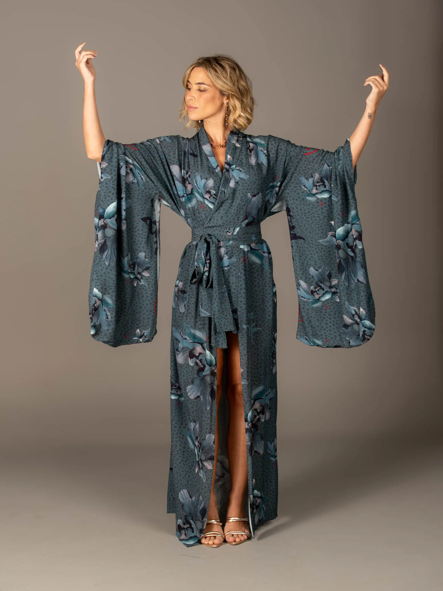 Kimono Miss Shibuya Longo