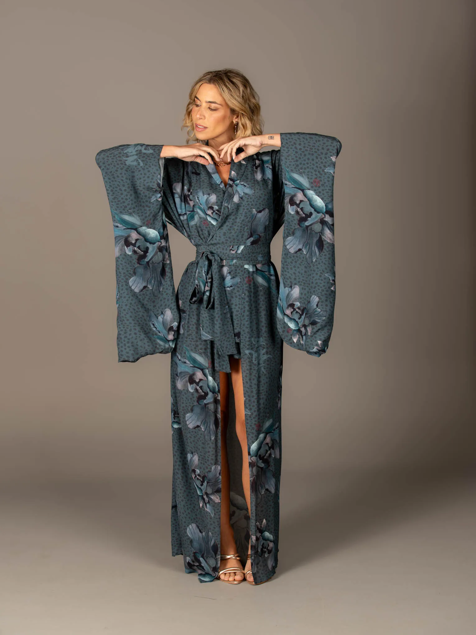 Kimono Miss Shibuya Longo - Imagem 3